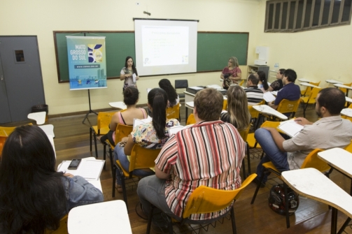 You are currently viewing Acadêmicos de Psicologia de Dourados participam de palestra com Conselho Regional